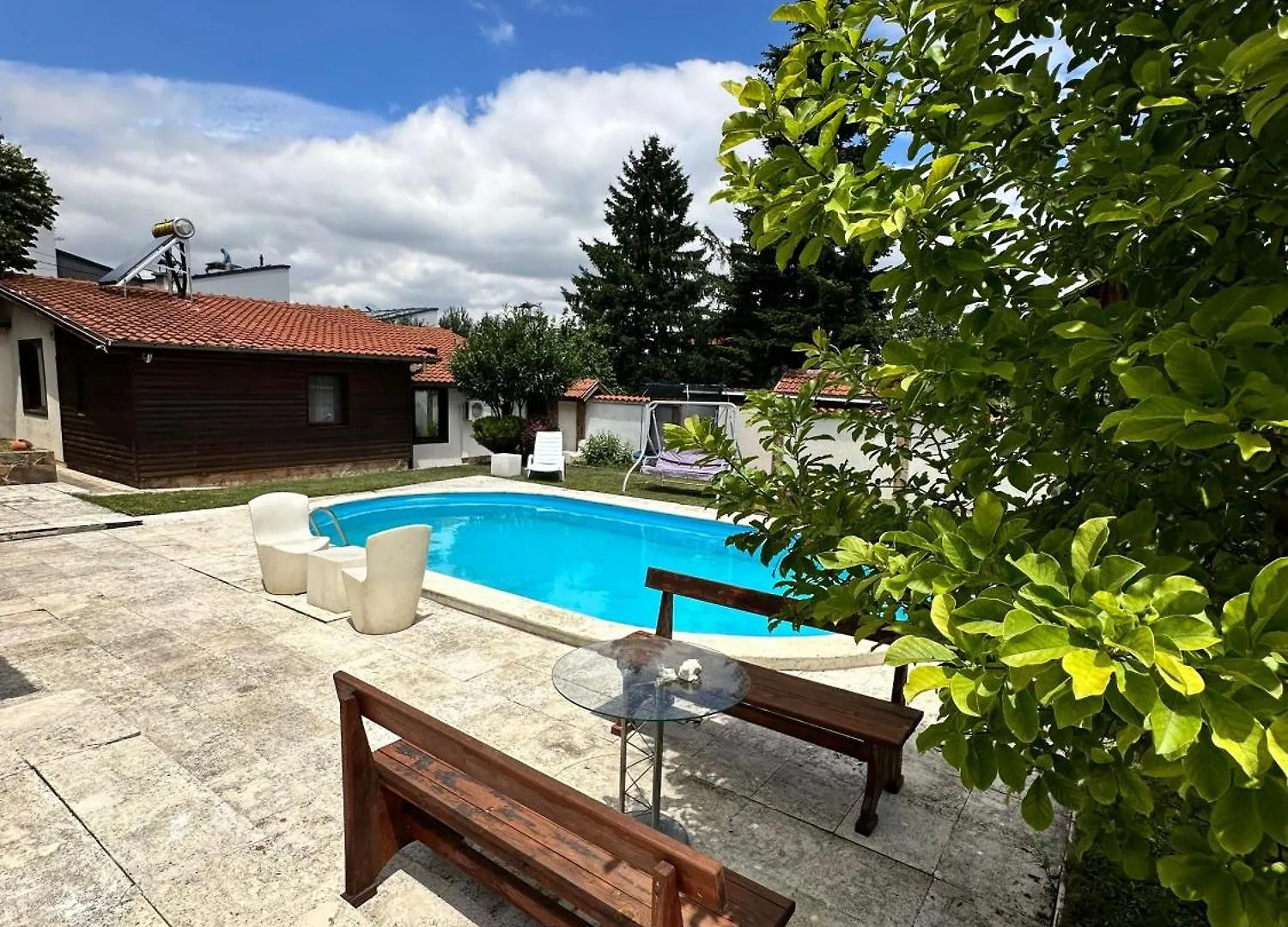 Vila Lea Hause With Swimming Pool In Vitosha Montain, Jacuzzi And Free Parking Sofie 0*,  Bulharsko